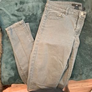 Grey skinny jeans